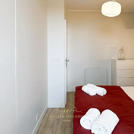 Le Petit Saint Louis * Versailles