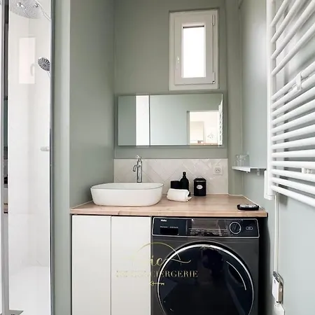 Le Petit Saint Louis *