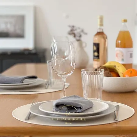 Le Petit Saint Louis Lägenhet