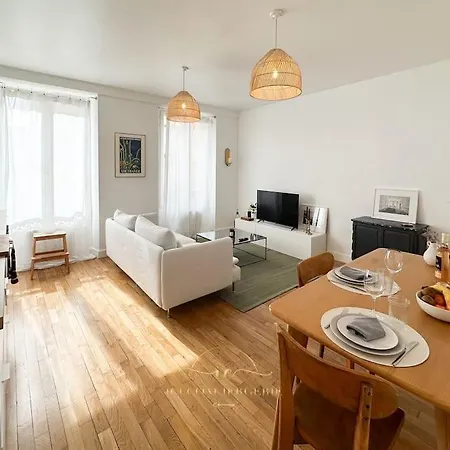 Le Petit Saint Louis Lägenhet